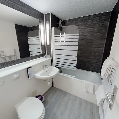 Hotel Kyriad Meaux Sud Les Meaux 3*